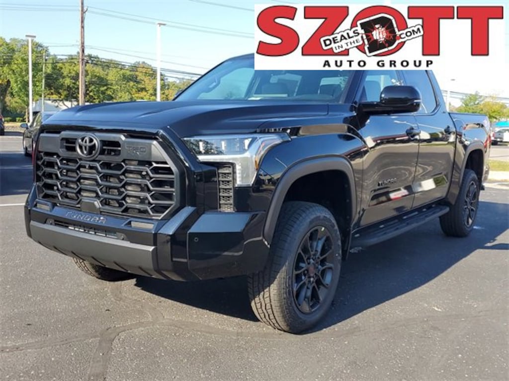 New 2026 Toyota Tundra Limited LIMITED CREWMAX 5.5