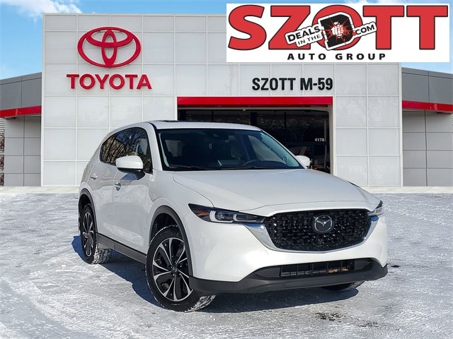 2023 Mazda CX-5 S Premium package