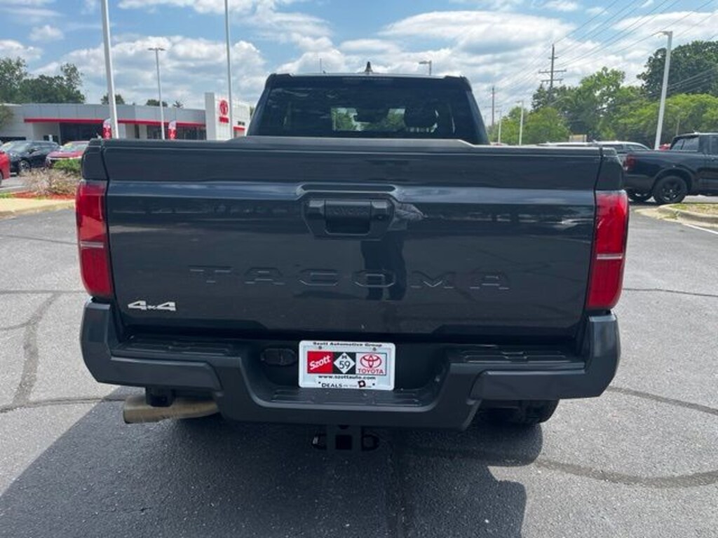 Used 2025 Toyota Tacoma SR5 Truck XtraCab