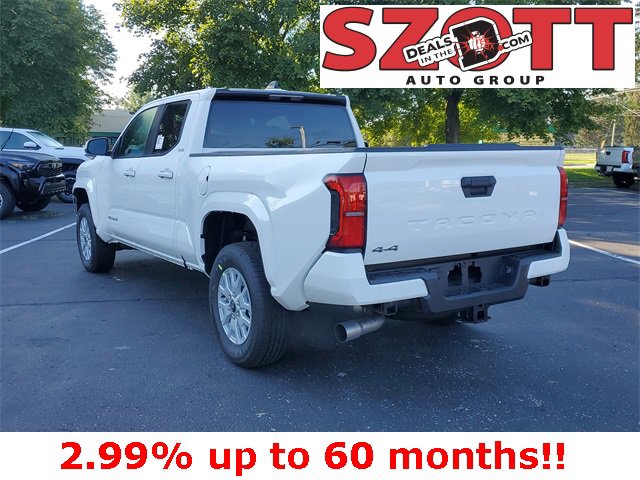 2025 Toyota Tacoma SR5 4x4 Long Bed photo 3