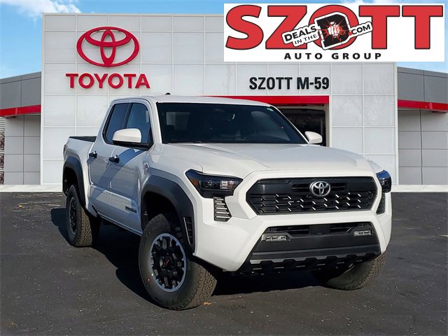 2025 Toyota Tacoma SR5's photo