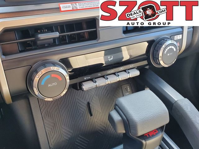 2025 Toyota Tacoma TRD Sport - Photo 28