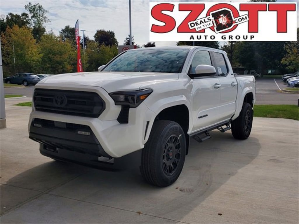 New 2025 Toyota Tacoma SR5 4X4 DOUBLE CAB