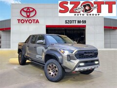 New 2026 Toyota Tacoma i-FORCE MAX Trailhunter 4X4 DBL CAB LB HV for sale near Troy, MI