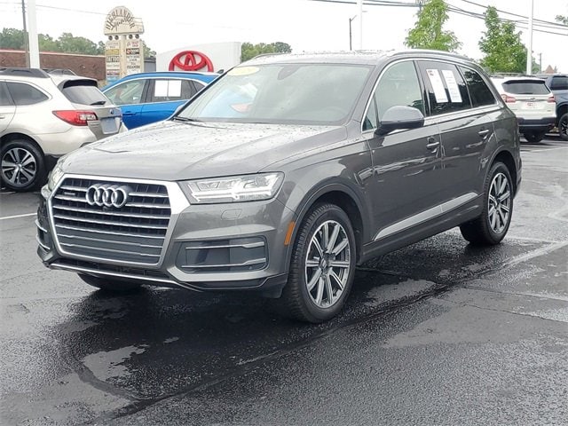 Used 2019 Audi Q7 Premium Plus with VIN WA1LHAF73KD048663 for sale in Waterford, MI