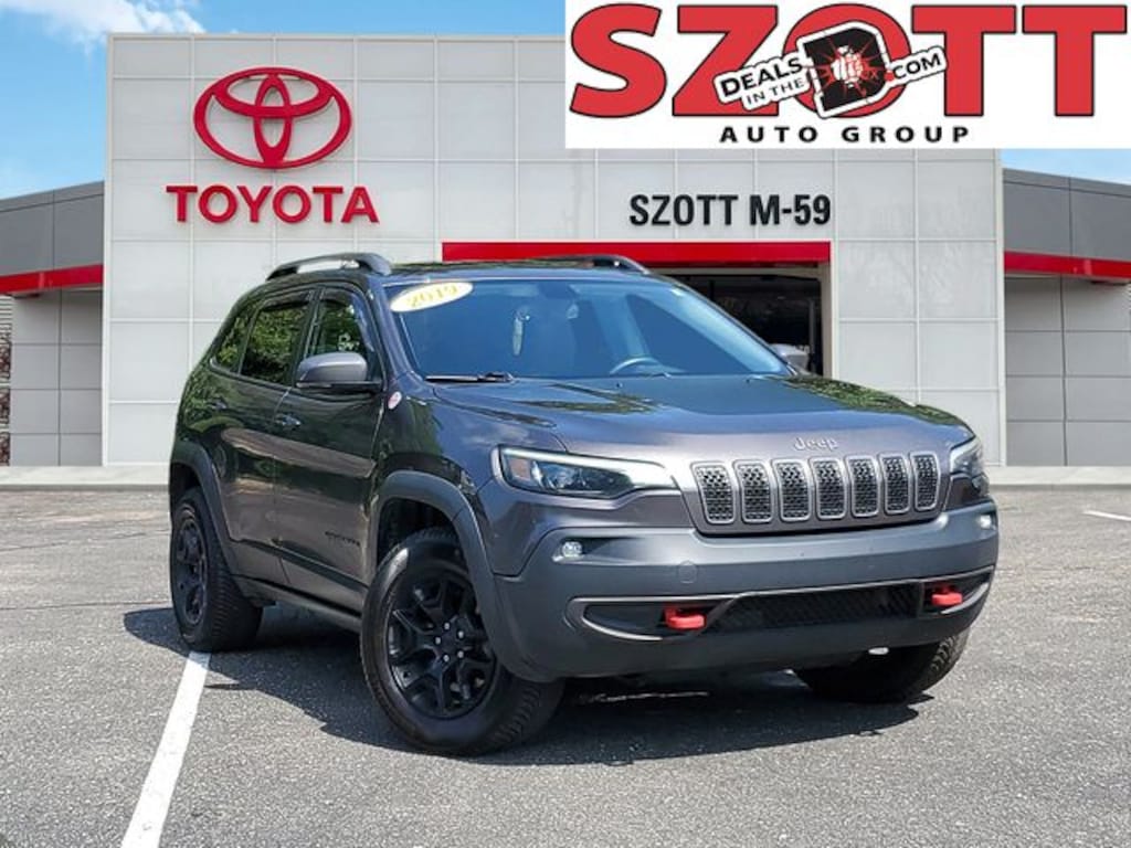 Used 2019 Jeep Cherokee Trailhawk SUV