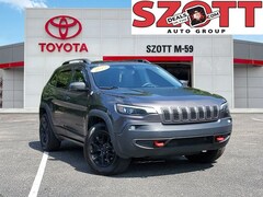 Used 2019 Jeep Cherokee Trailhawk SUV for sale in Waterford, MI
