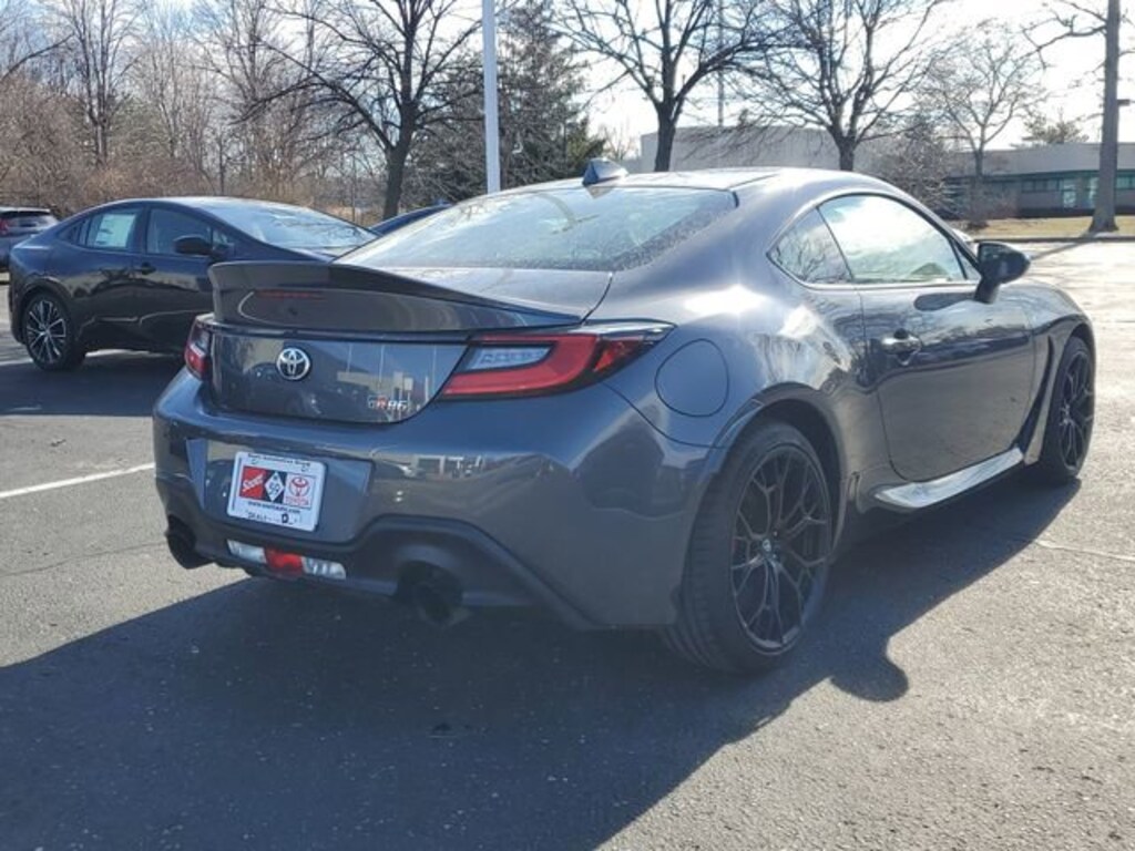 New 2025 Toyota GR86 Premium MT 2+2 COUPE 6 SPD M/T