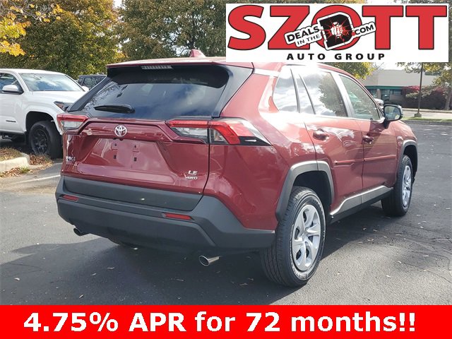 2025 Toyota RAV4 LE photo 4