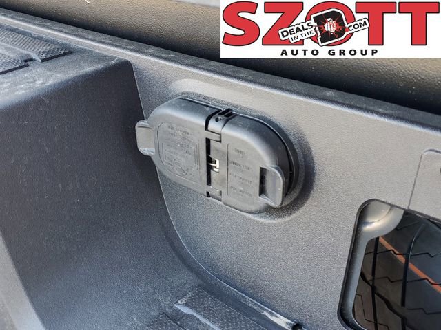 2025 Toyota Tacoma TRD Sport - Photo 7