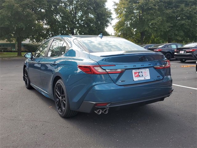 2026 Toyota Camry SE photo 3