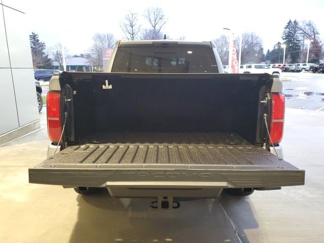 2026 Toyota Tacoma TRD Off Road - Photo 9