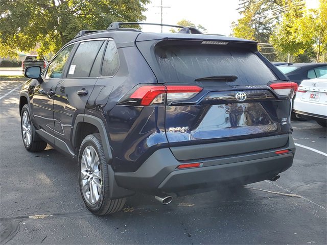 2025 Toyota RAV4 XLE Premium photo 2