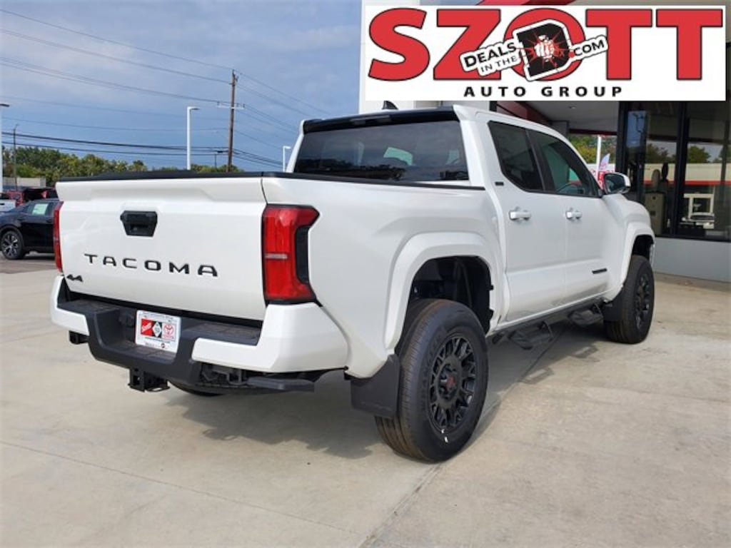 New 2025 Toyota Tacoma SR5 4X4 DOUBLE CAB