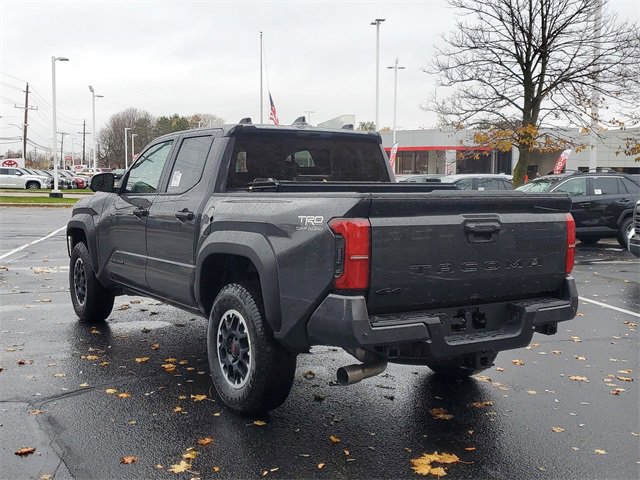 2025 Toyota Tacoma TRD Off-Road 4x4 Double Cab photo 3