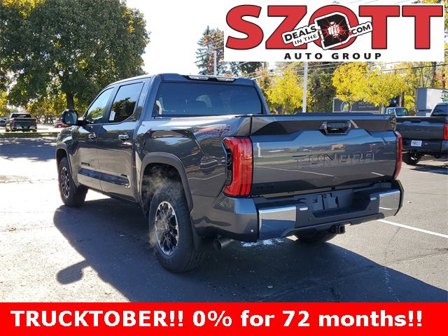 2026 Toyota Tundra SR5 CrewMax photo 3