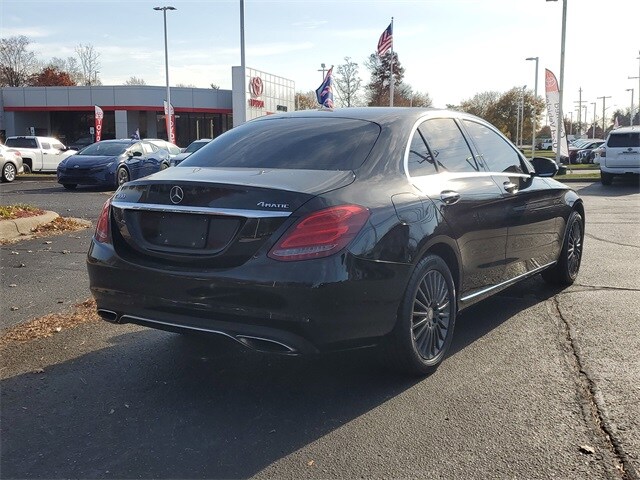2015 Mercedes Benz C 300 4MATIC photo 3