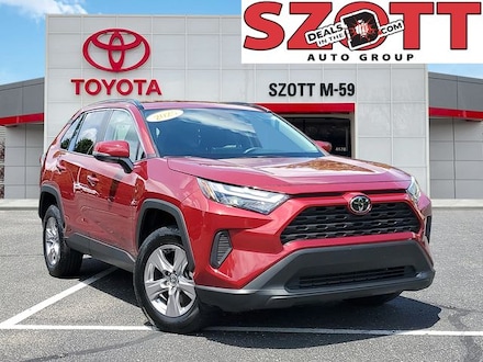 Used 2025 Toyota RAV4 XLE SUV for sale near Detroit