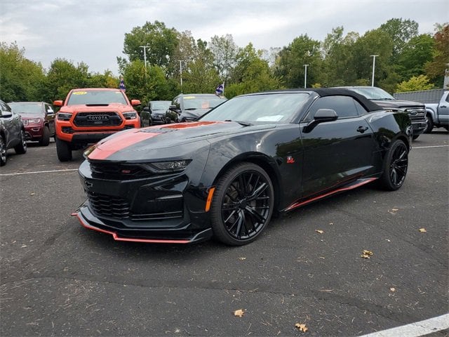 Used 2019 Chevrolet Camaro 2SS with VIN 1G1FH3D78K0135167 for sale in Waterford, MI