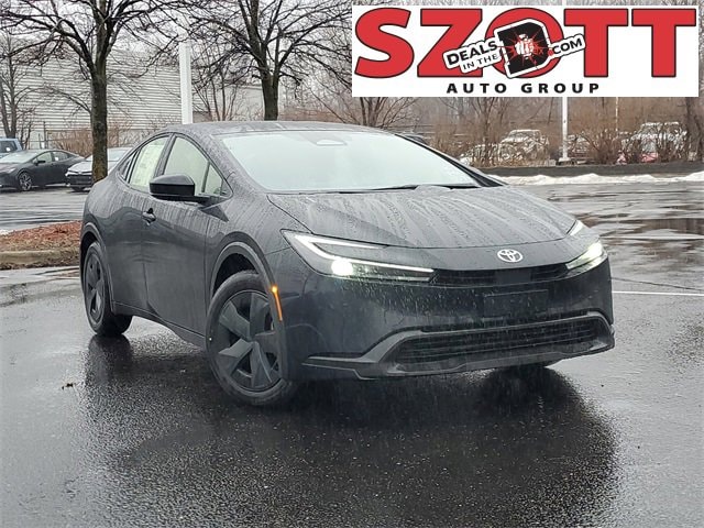 2026 Toyota Prius LE FWD