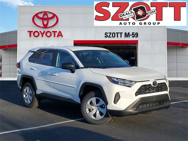 2025 Toyota RAV4 LE's photo