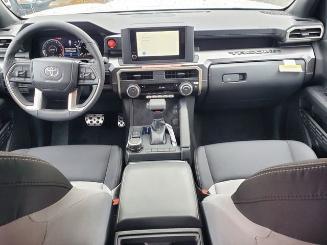 2025 Toyota Tacoma TRD Sport - Photo 11