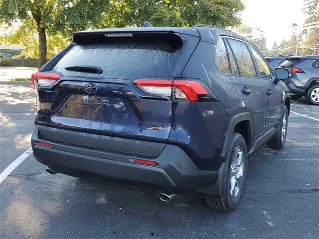 New 2025 Toyota RAV4 XLE XLE AWD SUV