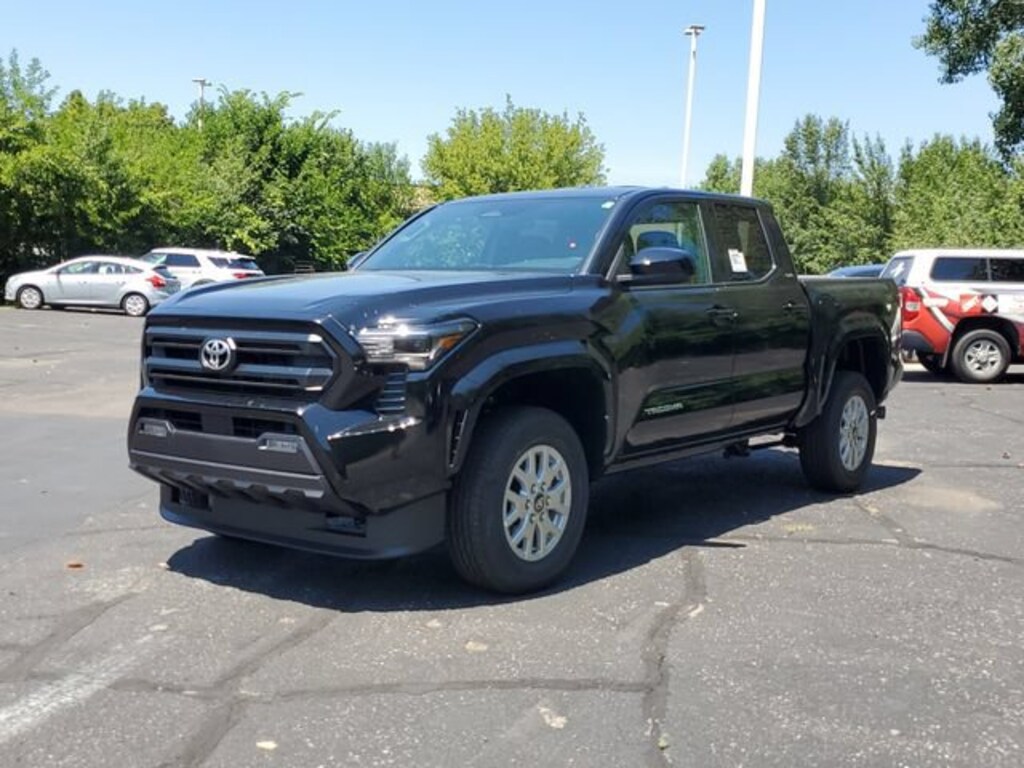 New 2026 Toyota Tacoma SR5 4X4 DOUBLE CAB