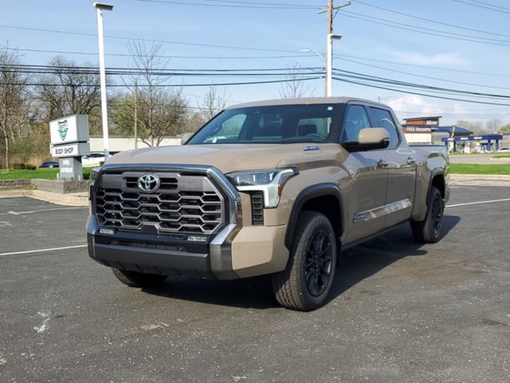 New 2026 Toyota Tundra i-FORCE MAX Platinum PLATINUM CREWMAX 6.5
