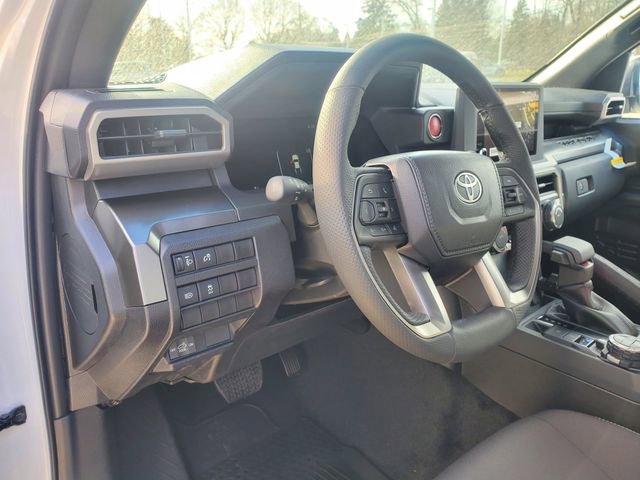 2026 Toyota Tacoma SR5 - Photo 17