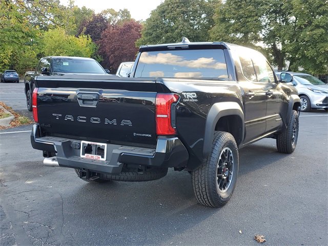 2025 Toyota Tacoma TRD Off-Road 4x4 Double Cab photo 4