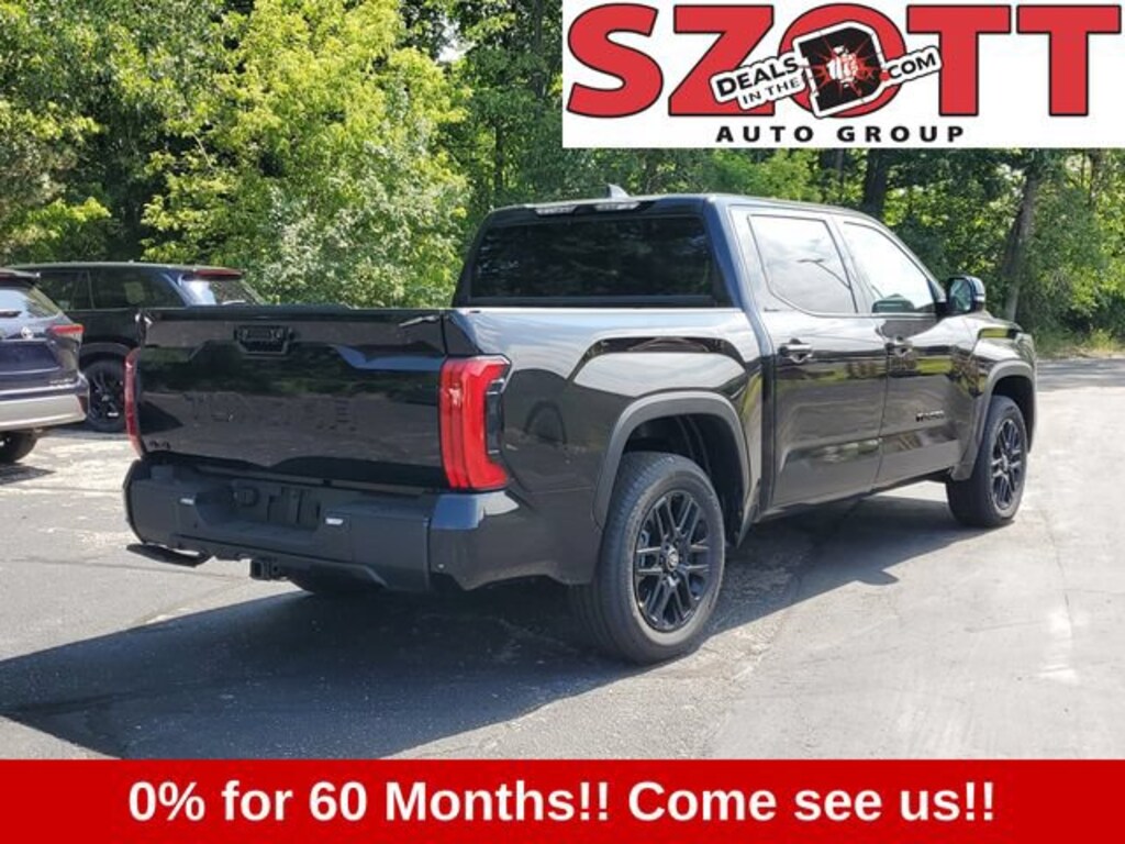 New 2026 Toyota Tundra Limited LIMITED CREWMAX 5.5