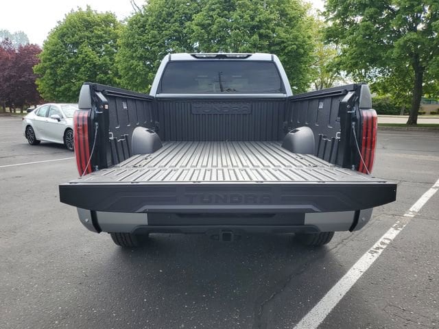 2026 Toyota Tundra Platinum - Photo 9