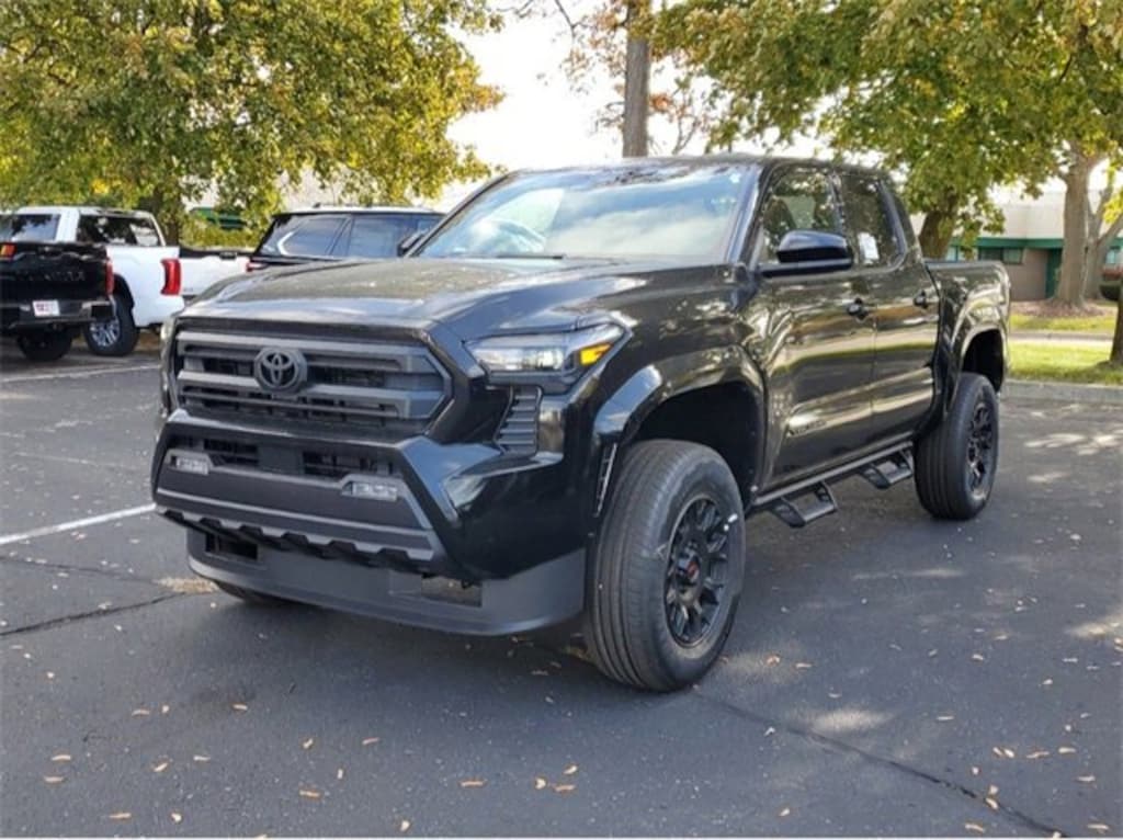 New 2025 Toyota Tacoma SR5 4X4 DOUBLE CAB