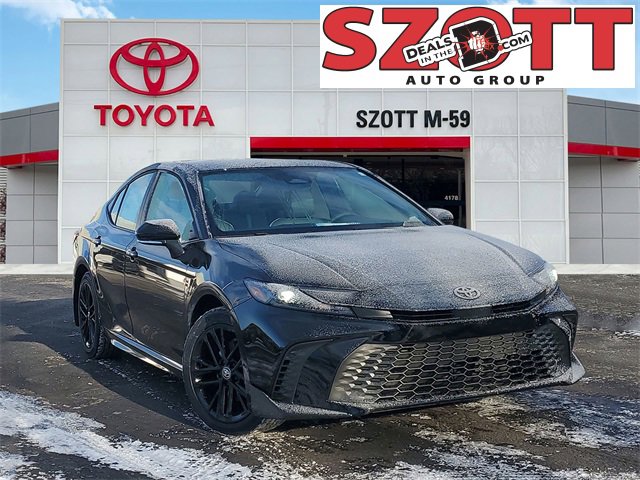 2026 Toyota Camry SE's photo