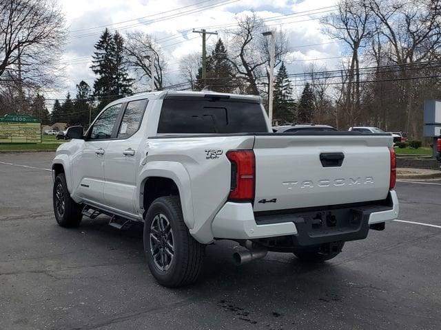 2026 Toyota Tacoma TRD Sport - Photo 3