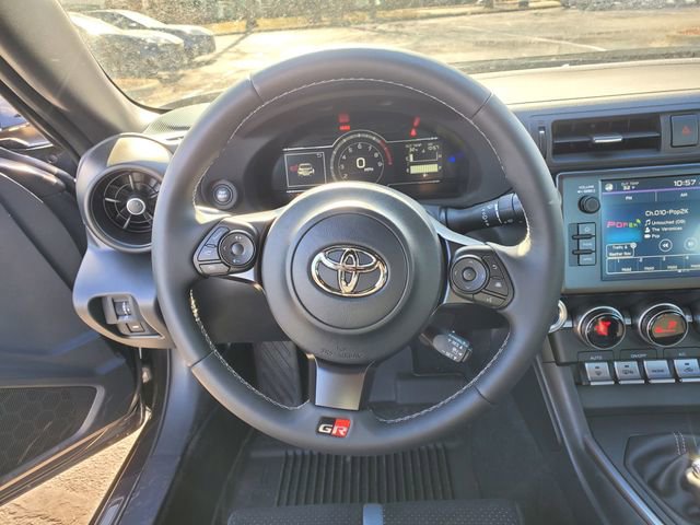 2025 Toyota GR86 Premium - Photo 9