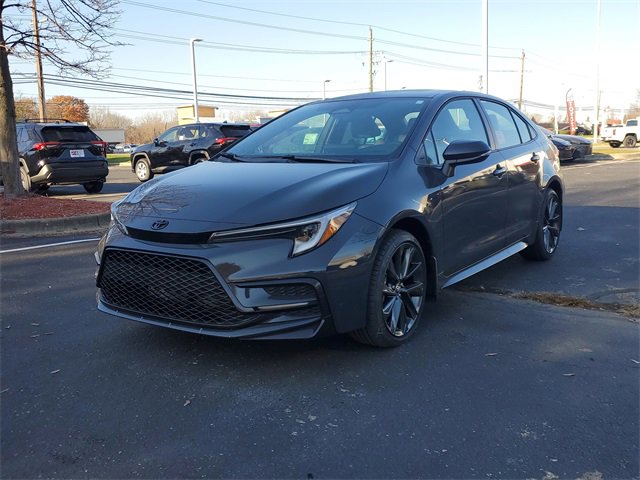 2026 Toyota Corolla SE photo 2