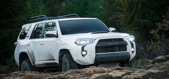 Compare 4Runner vs Ford Bronco & Jeep Wrangler | Szott M-59 Toyota - Waterford Compare 4Runner vs Ford Bronco & Jeep Wrangler | Szott M-59 Toyota - Waterford