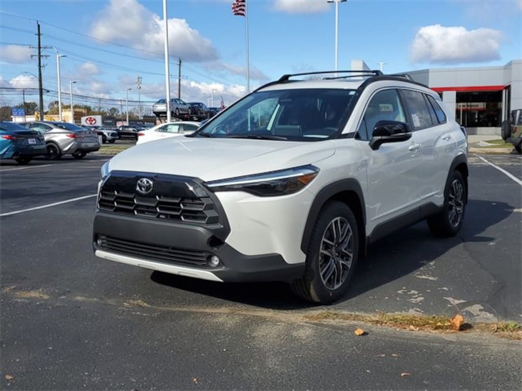 New 2026 Toyota Corolla Cross XLE XLE