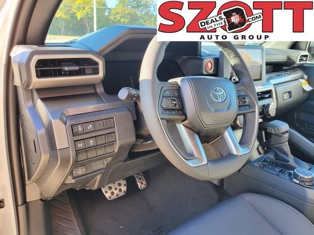 2025 Toyota Tacoma TRD Sport - Photo 17