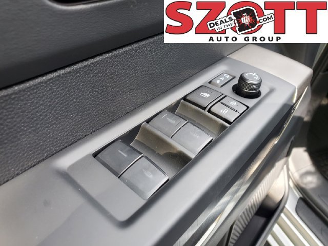 2026 Toyota Tundra Platinum - Photo 16