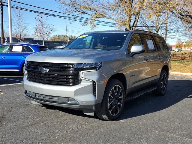 2023 Chevrolet Tahoe RST photo 2