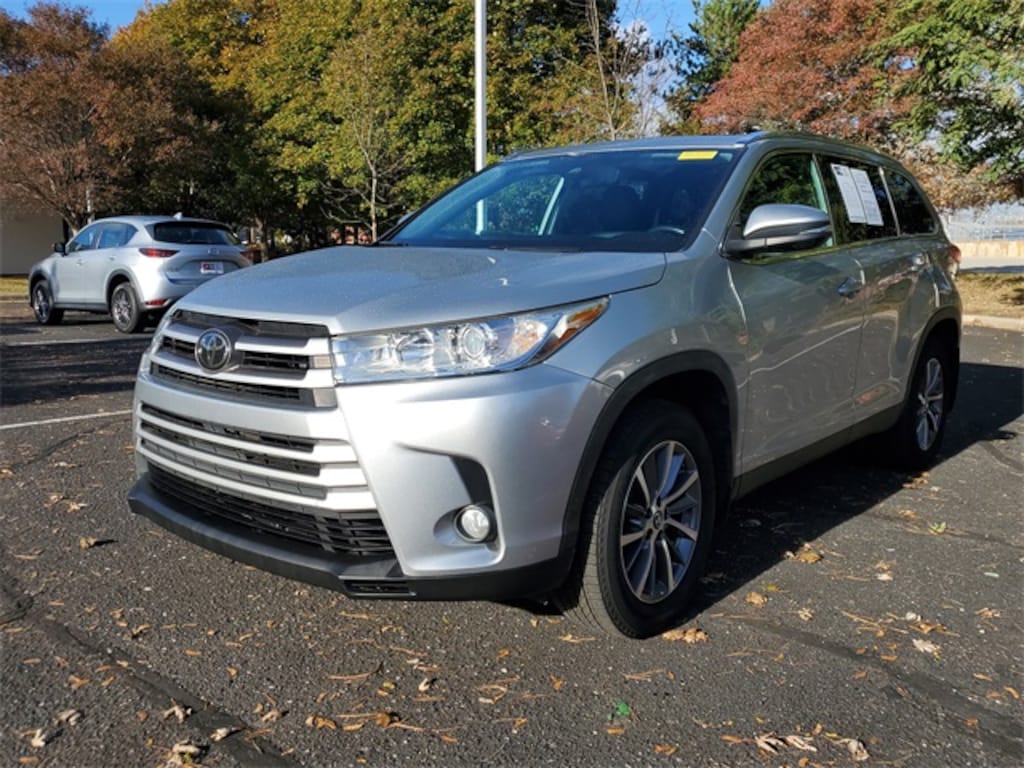 Used 2019 Toyota Highlander XLE SUV