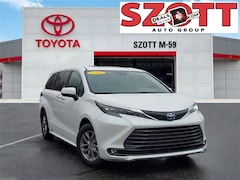 Used 2025 Toyota Sienna XLE Van Passenger Van for sale in Metro Detroit