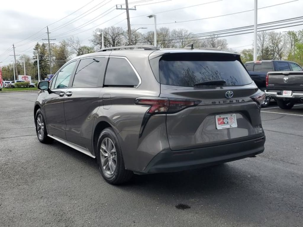 Used 2023 Toyota Sienna XLE Hybrid Van Passenger Van