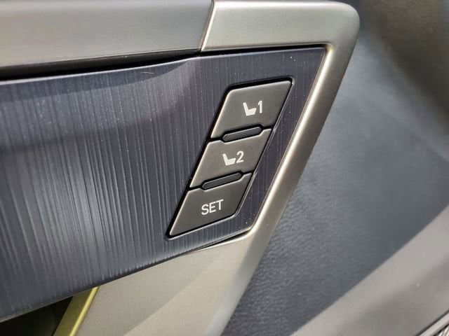 2026 Toyota Tundra Platinum - Photo 18