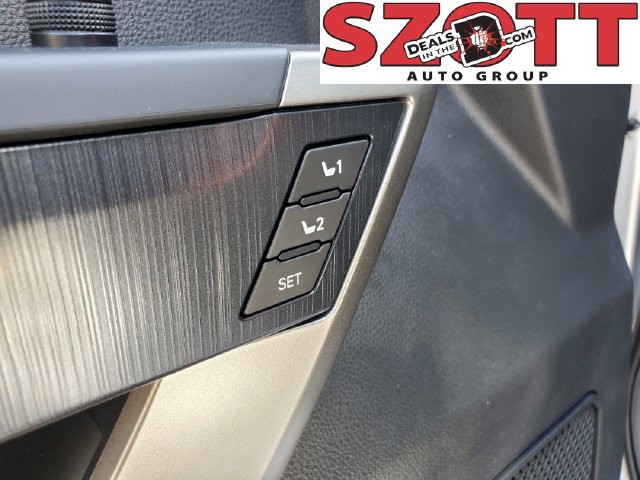 2026 Toyota Tundra Platinum - Photo 18