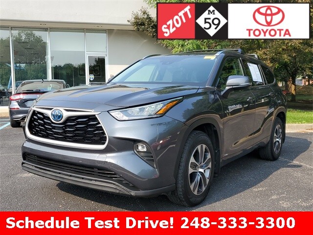 2020 Toyota Highlander Hybrid XLE photo 2