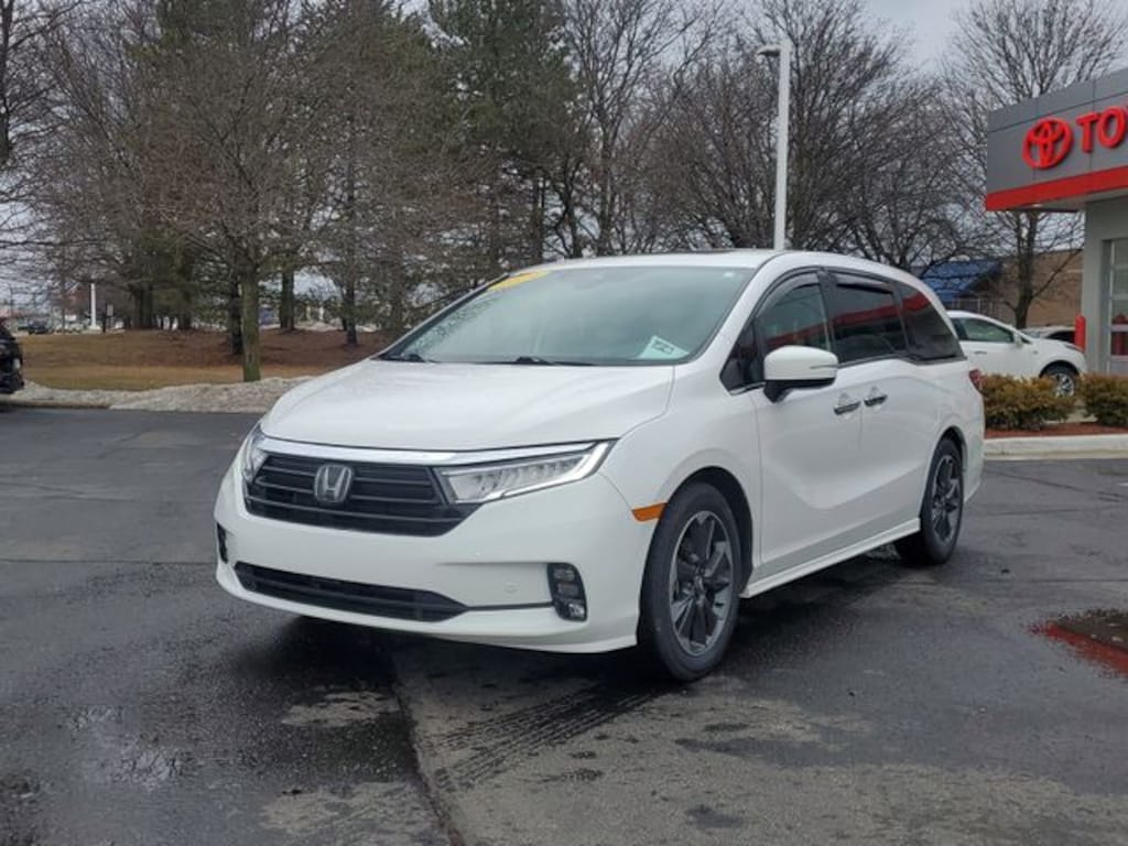 Used 2024 Honda Odyssey Elite Van